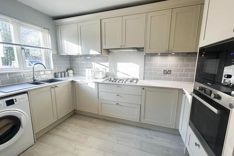 Church Field, Snodland, Kent 3 bed terraced house for sale