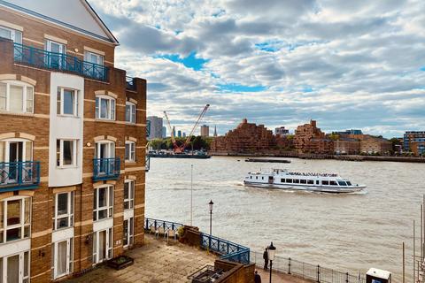 Globe Wharf, 205 Rotherhithe Street... 2 bed flat for sale