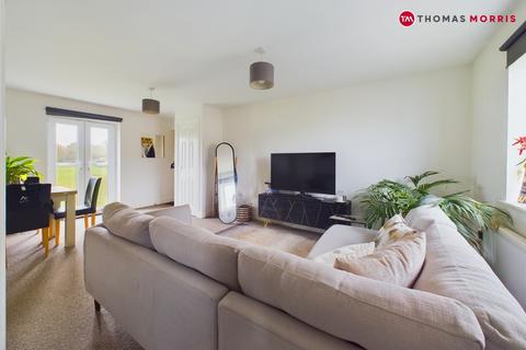 Cricketfield Lane, Huntingdon PE26 2 bed apartment for sale