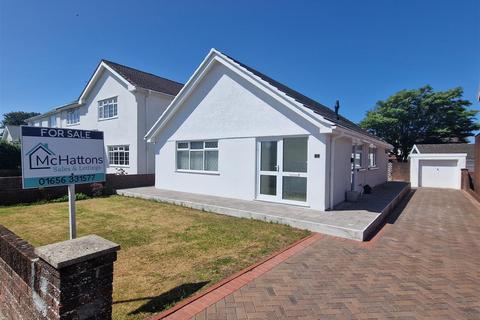 De Breos Drive, Porthcawl CF36 3 bed detached bungalow for sale