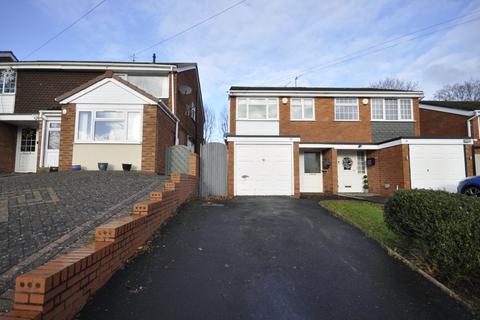 Sandhurst Road, Kingswinford, DY6 2 bed semi