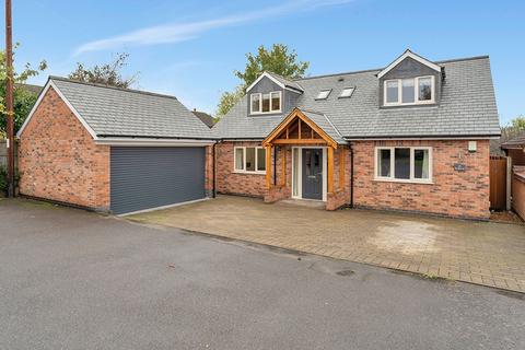 White Street, Loughborough LE12 5 bed detached house for sale