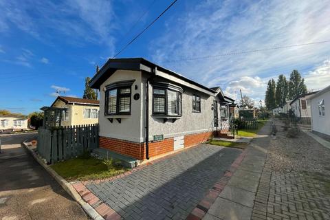 1 bedroom park home for sale