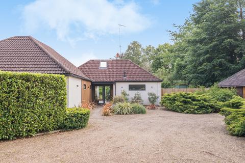 Kitsmead Lane, Longcross, KT16 4 bed bungalow for sale