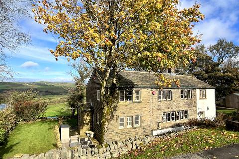 Slaithwaite HD7 5 bed detached house for sale