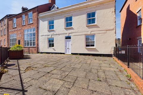 North Bar Street, Banbury OX16 2 bed flat for sale