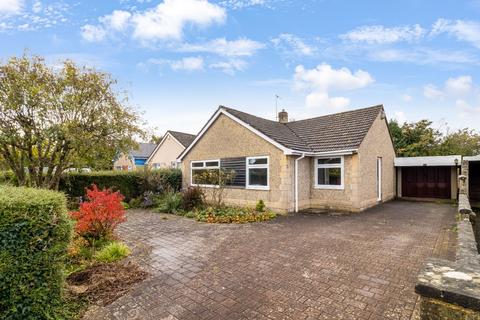 North Hill Road, Cirencester... 3 bed bungalow for sale