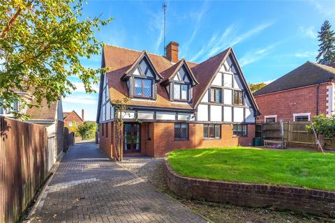 Western Road, Oxfordshire RG9 6 bed detached house for sale