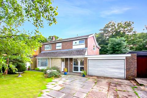 Arden Close, Bracknell RG12 4 bed detached house for sale