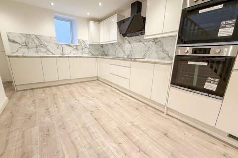Newchurch Road, Rawtenstall, Rossendale 3 bed end of terrace house for sale
