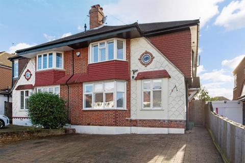 5 bedroom semi-detached house for sale