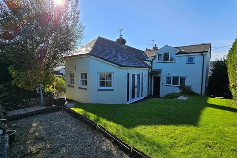 St. Kew Highway, Bodmin PL30 3 bed semi