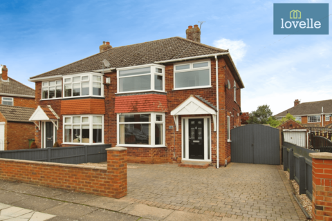 Rosaire Place, Grimsby DN33 3 bed semi