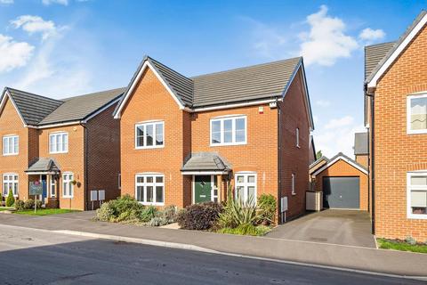 Cam, Dursley GL11 4 bed detached house for sale