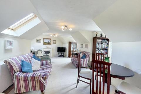 Stafford Road, Caterham, CR3 6FA 2 bed retirement property for sale
