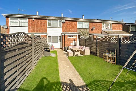 Houghton Regis, Bedfordshire LU5 2 bed terraced house for sale