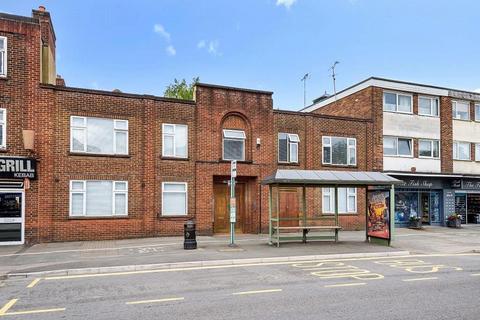 Frimley Road, Surrey GU15 1 bed apartment for sale