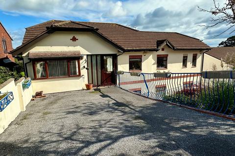 Livermead, Torquay 6 bed detached house for sale