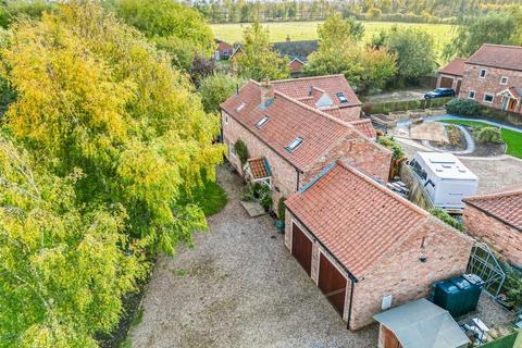 The Stables, Station Road, Eastrington 4 bed detached house for sale