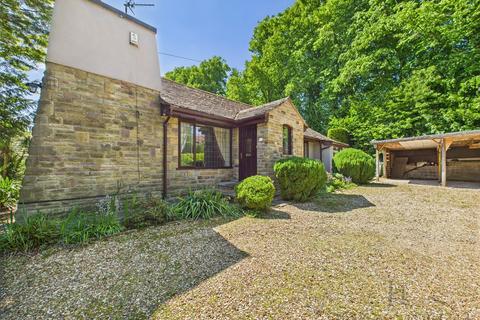 Valley Road, Cheshire SK11 4 bed detached bungalow for sale