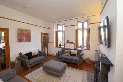 17 Fairfield Road, Eastbourne BN20 2 bed cottage for sale