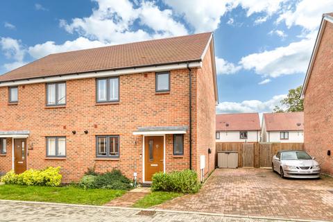 Glover Crescent, Reading RG2 3 bed semi