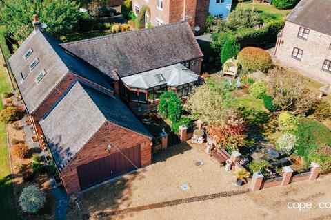 Holly Cottage, Duck Street, Egginton... 3 bed detached house for sale
