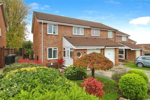 Lynwood Drive, Trowbridge 3 bed semi