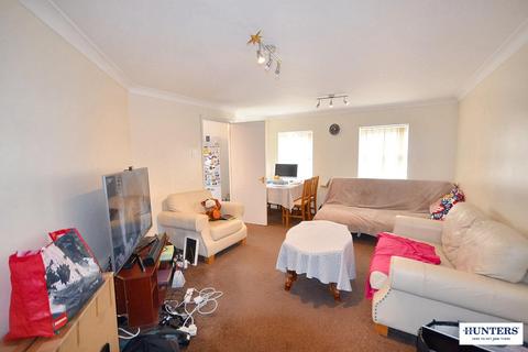 Chamberlayne Avenue, Wembley 1 bed flat for sale