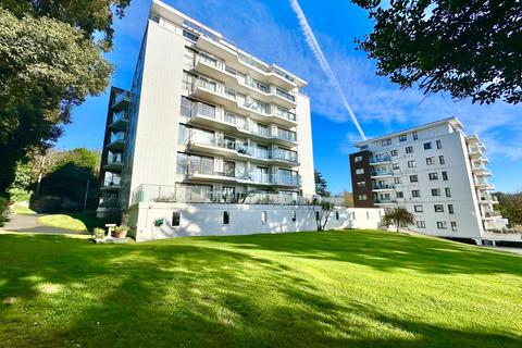 Lower Warberry Road, Torquay, TQ1 1TR 2 bed flat for sale