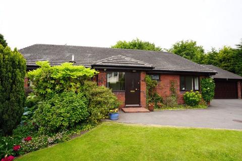 Norford Way, Rochdale OL11 5QS 3 bed detached bungalow for sale