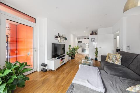 Gordian Apartments, Cable Walk London... 1 bed apartment for sale