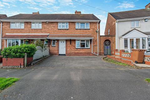 Mackay Road, Walsall, WS3 3 bed semi