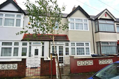 Trinity Road, Southall UB1 5 bed terraced house for sale