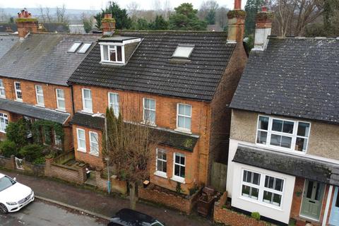 Mill Crescent, Tonbridge 2 bed terraced house for sale