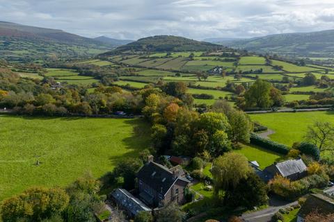 Old Road, Bwlch, Brecon, LD3 5 bed detached house for sale