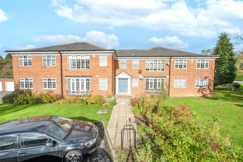 Sandmoor Green, Leeds, West Yorkshire 3 bed apartment for sale