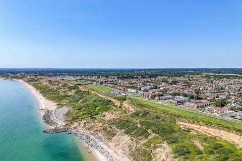 Marine Drive, Barton on Sea, New... 2 bed ground floor flat for sale
