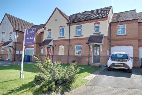 Aspen Walk, Welton 3 bed terraced house for sale