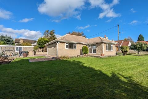 Walseker Lane, Woodall 3 bed detached bungalow for sale