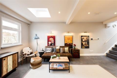 Clarendon Road, Notting Hill, London 3 bed maisonette for sale