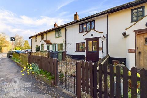Norwich Road, Tacolneston, Norwich 2 bed cottage for sale