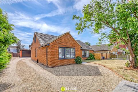 Tower Road, Wivenhoe, Colchester, CO7 5 bed chalet for sale