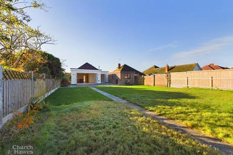 4 bedroom detached bungalow for sale