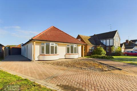 Goldhanger Road, Heybridge, Maldon 4 bed detached bungalow for sale