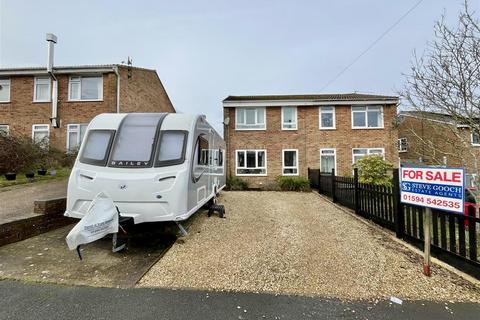 Crooked End Place, Ruardean GL17 3 bed semi