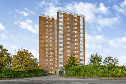 Highclere Avenue, Salford M7 2 bed flat for sale