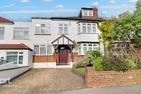 6 bedroom terraced house for sale