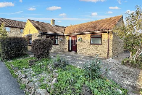 Bell Gardens, Soham, CB7 5XB 3 bed detached bungalow for sale