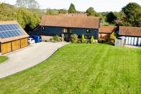 Combs Lane, Stowmarket IP14 5 bed barn conversion for sale